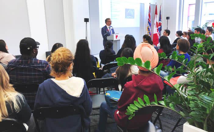 Record Numbers for UCW Orientation