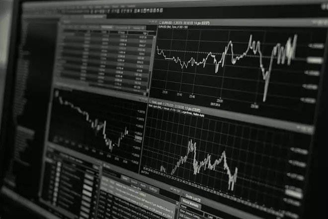 ucw-stock-trading-monitor