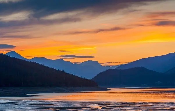 ucw-sunset-mountains-ocean