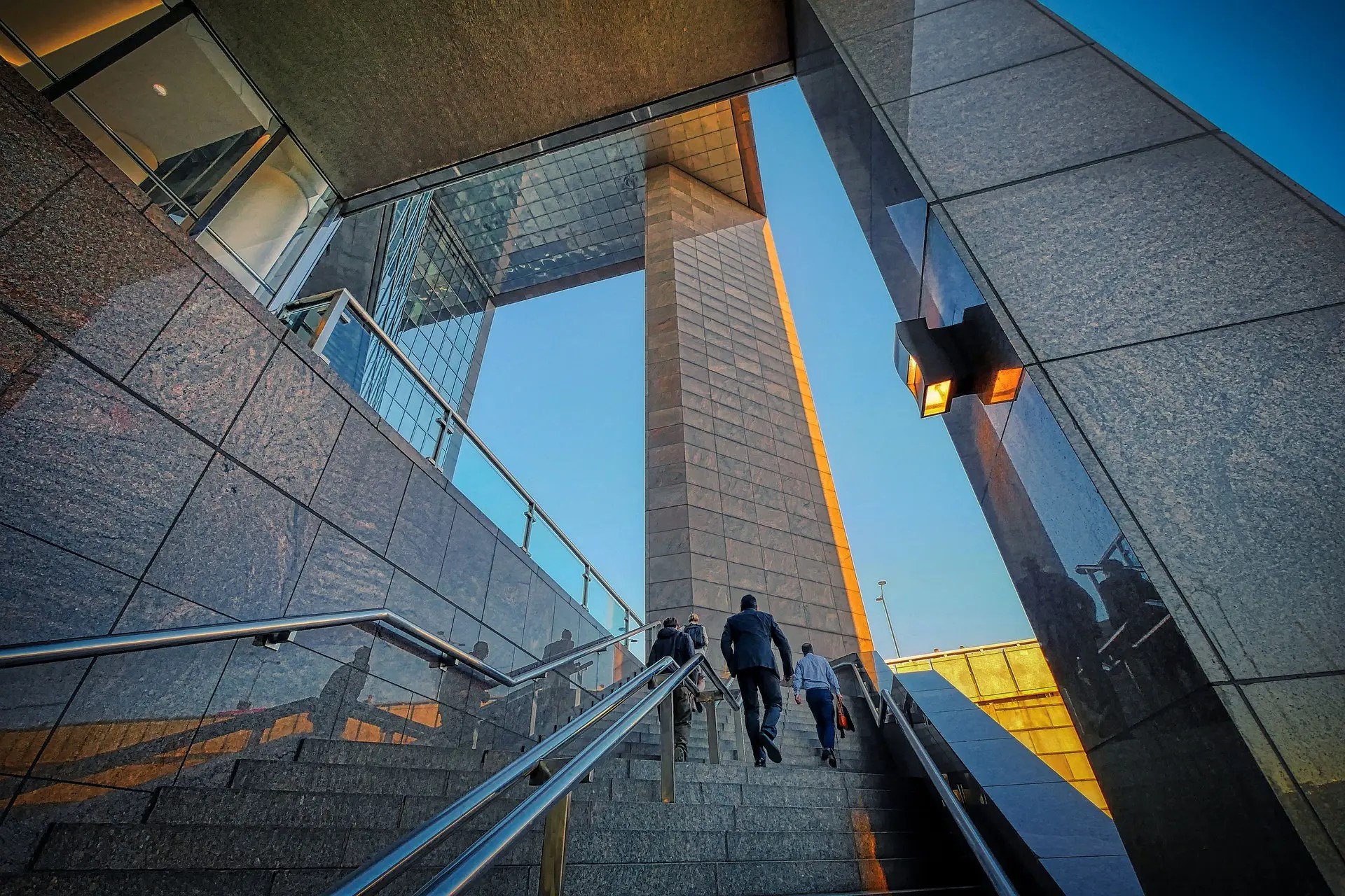 ucw-mba-scholarship